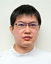 安井 雄一